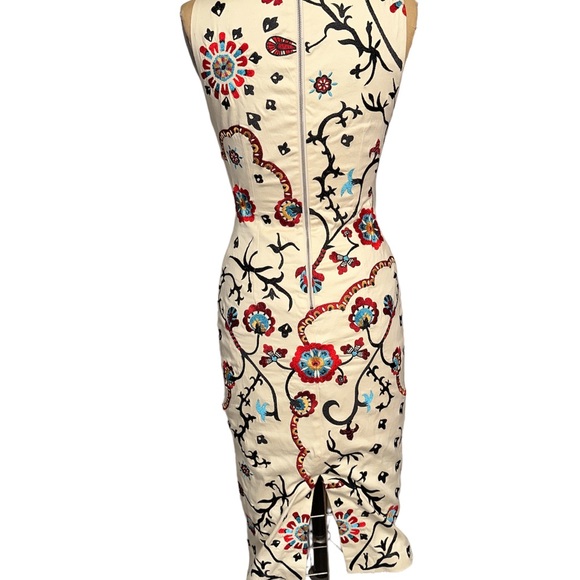 Alice & Olivia Jacki Embroidered Sheath MIDI Dress Jacket 2 Piece Set Size 2 - Picture 6 of 9